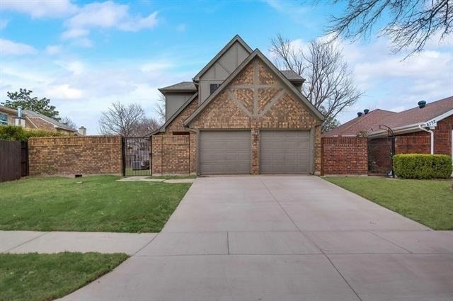 6736 Phoenix Place - Photo 0