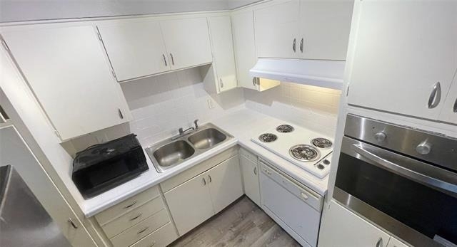 3215 Douglas Avenue - Photo 9