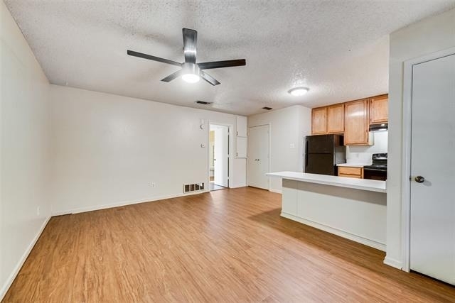 619 Race Street - Photo 4
