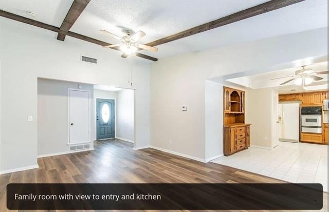 213 Melinda Drive - Photo 2