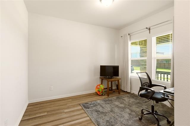 1212 Blue Ridge Place - Photo 3