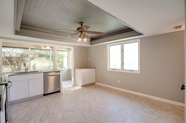 1320 Cherry Hill Lane - Photo 6