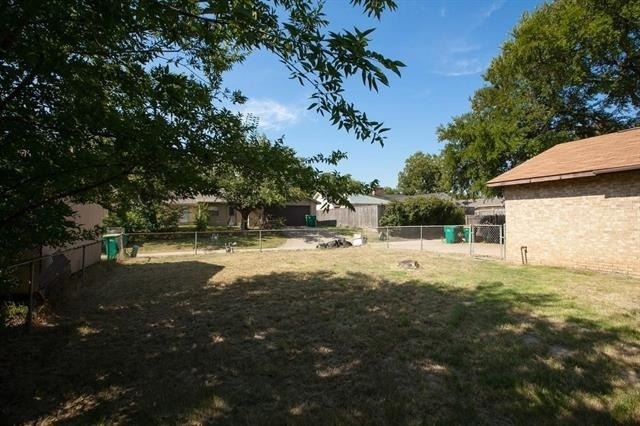 1320 Cherry Hill Lane - Photo 20