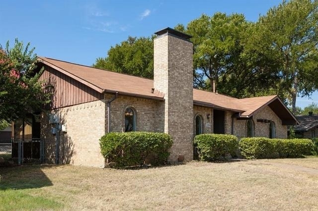 1320 Cherry Hill Lane - Photo 1