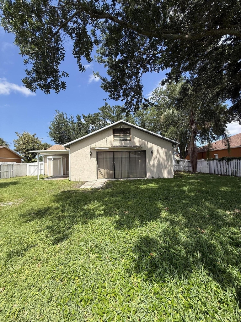 1626 Sw Buffum Lane - Photo 22