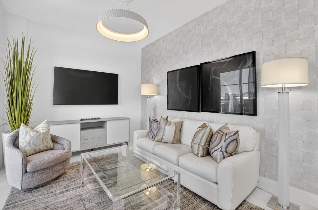 155 E Boca Raton Road - Photo 4