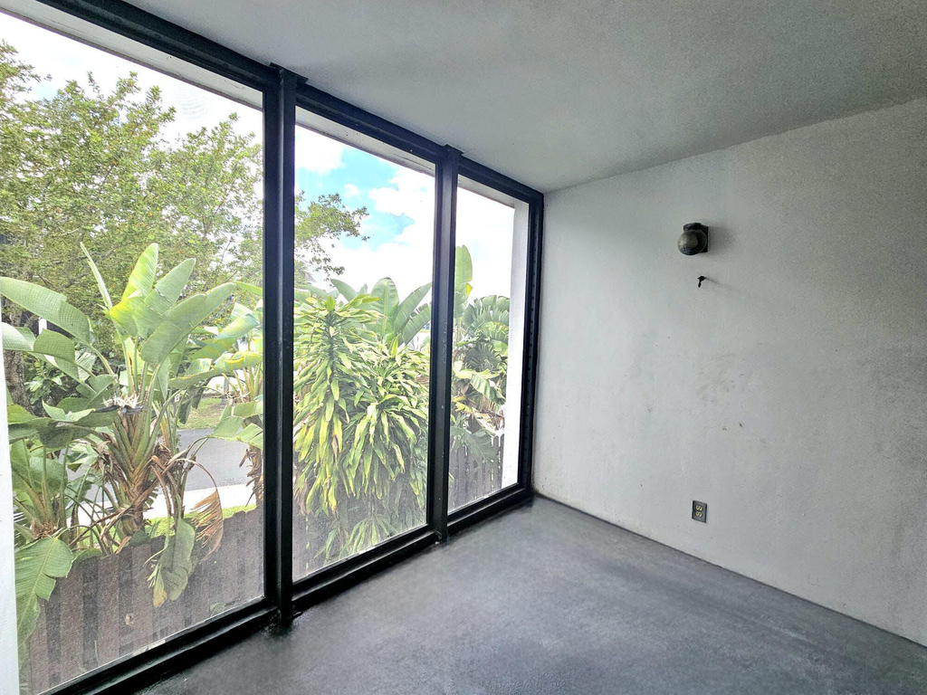 213 Lake Pointe Drive - Photo 1
