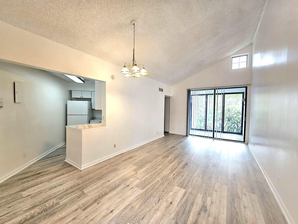 213 Lake Pointe Drive - Photo 6