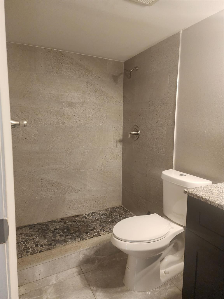 8205 Nw 61st Street Nw - Photo 7