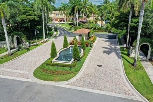 357 Chambord Terrace - Photo 32