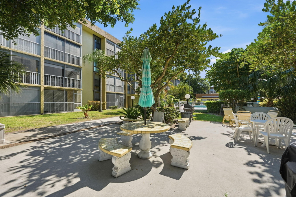 367 S Federal Highway - Photo 45