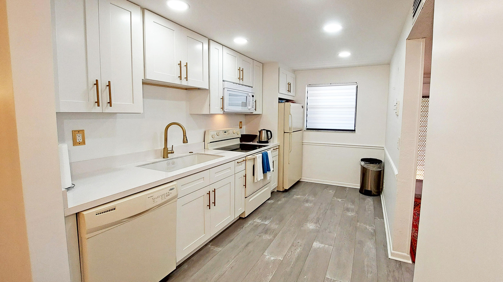 367 S Federal Highway - Photo 3