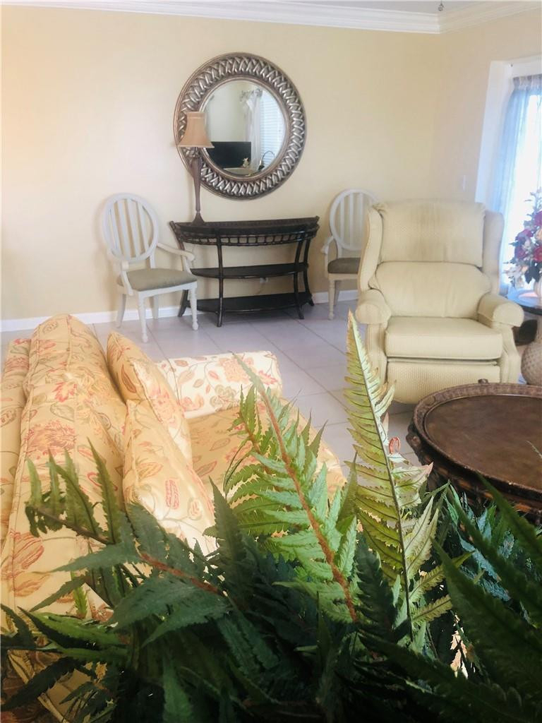 137 Farnham F - Photo 15