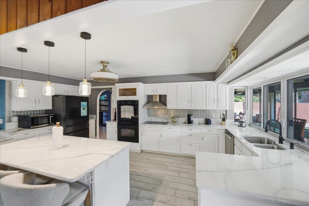 1326 Sw Bartell Avenue - Photo 33