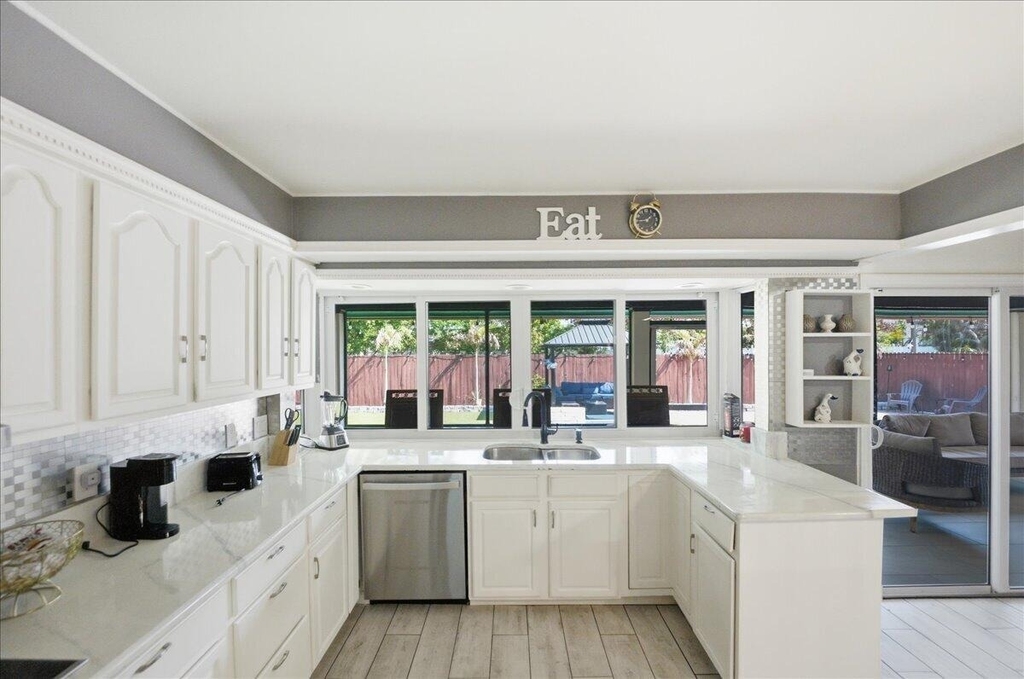 1326 Sw Bartell Avenue - Photo 29