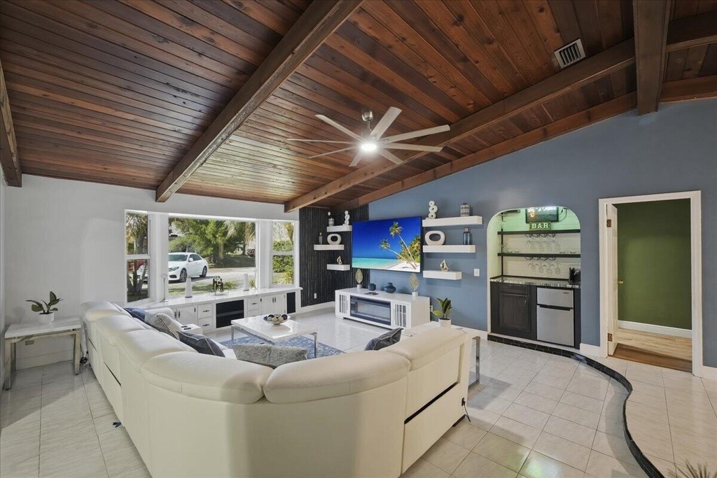 1326 Sw Bartell Avenue - Photo 8
