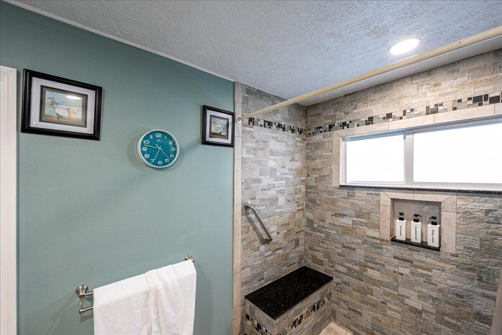 1326 Sw Bartell Avenue - Photo 42