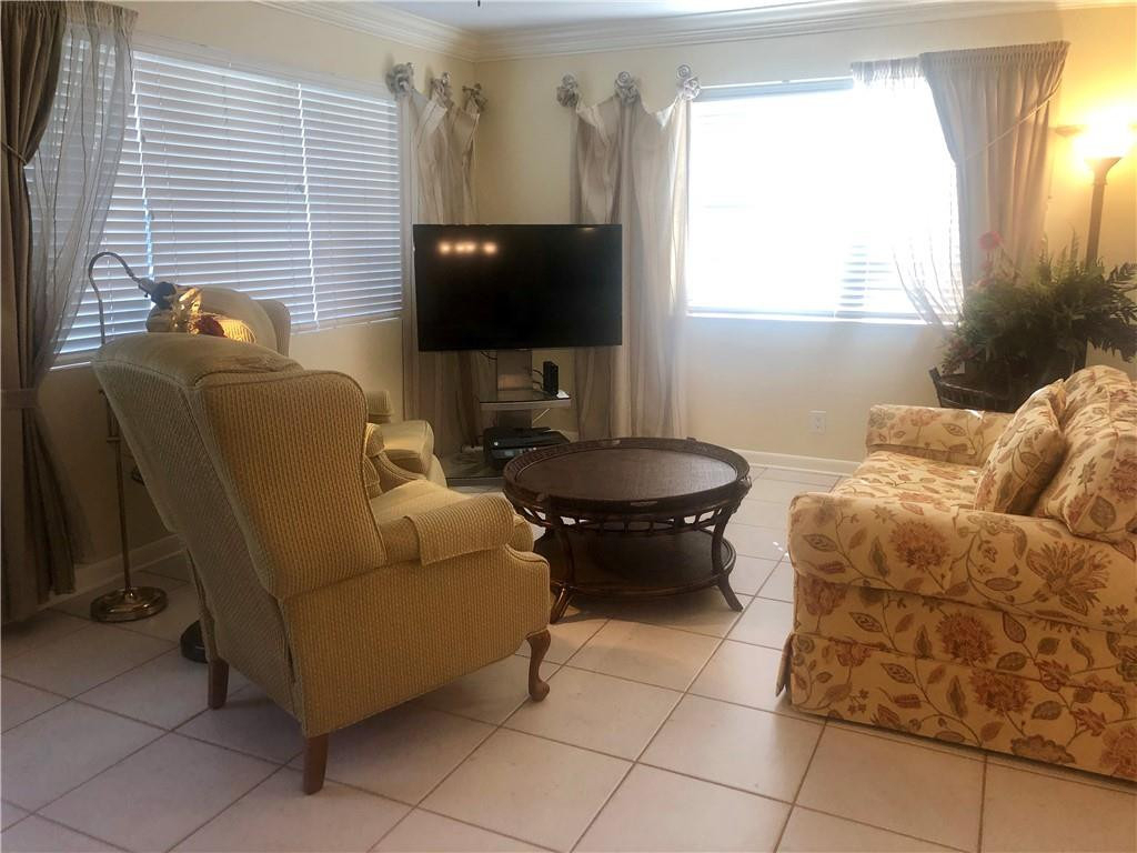 137 Farnham F - Photo 82