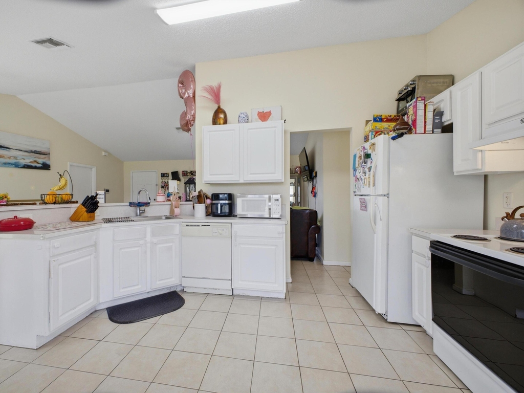 17770 93rd Road N - Photo 11