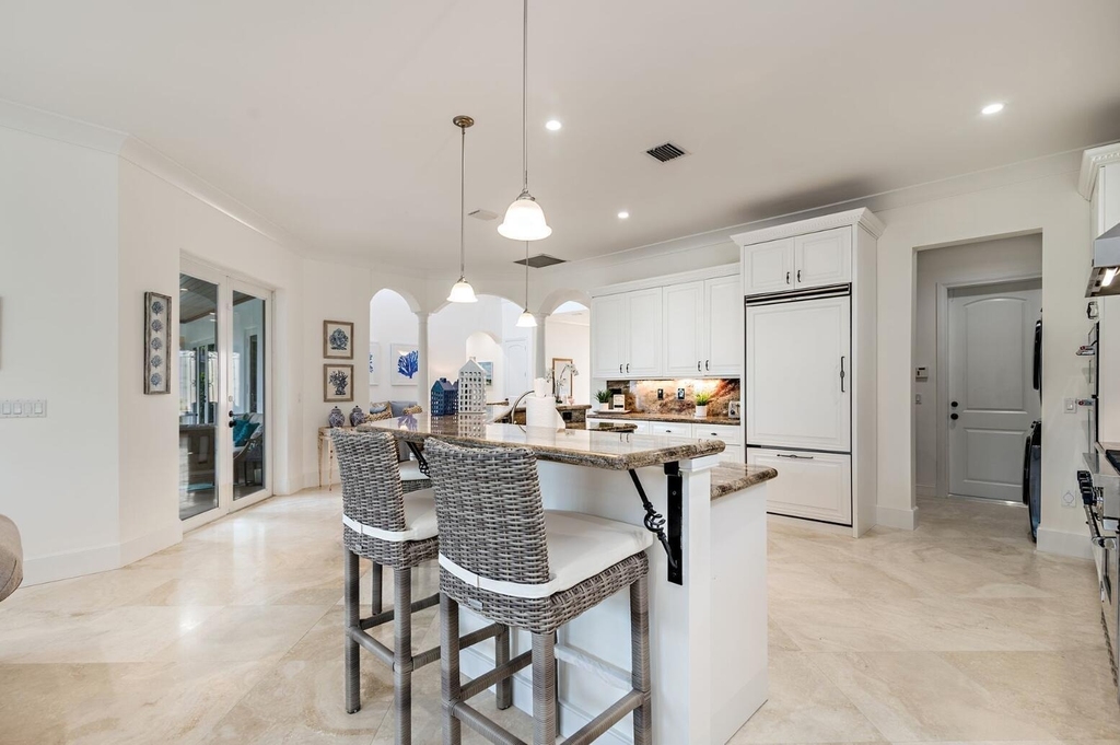 141 Gregory Place - Photo 8