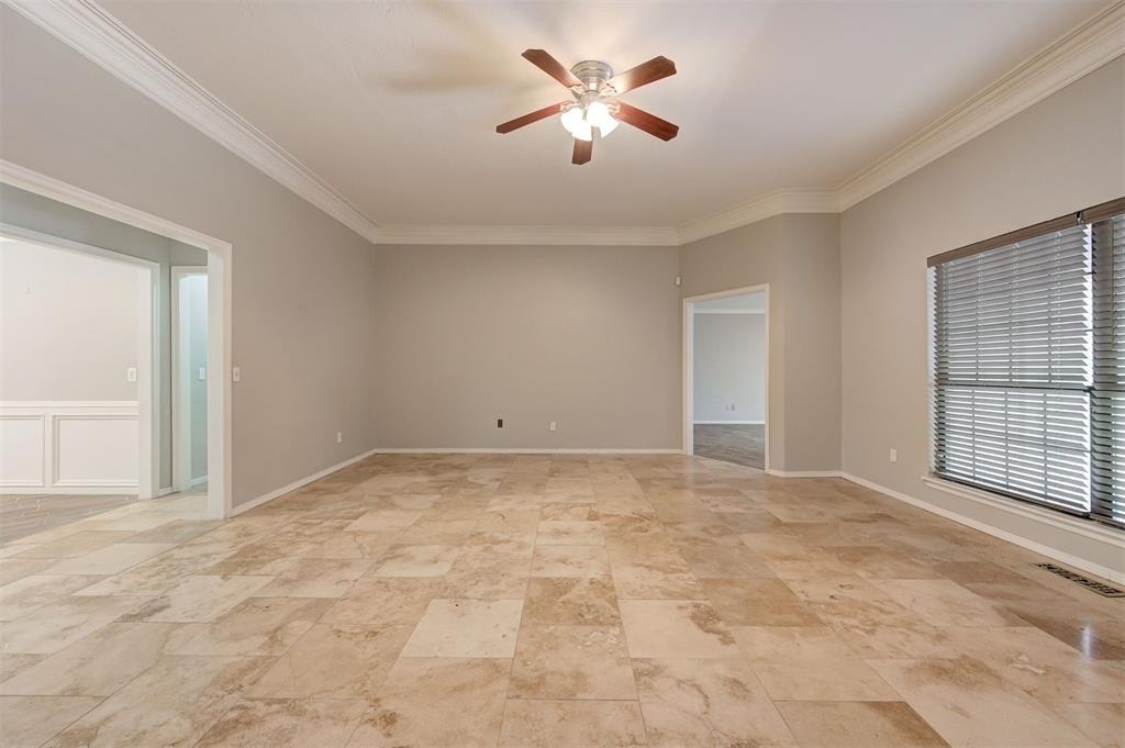8521 Nw 121st Street - Photo 5