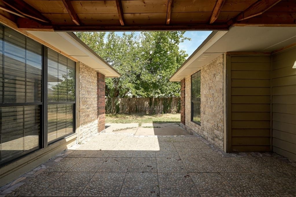 8521 Nw 121st Street - Photo 36