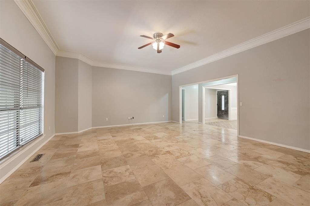 8521 Nw 121st Street - Photo 4