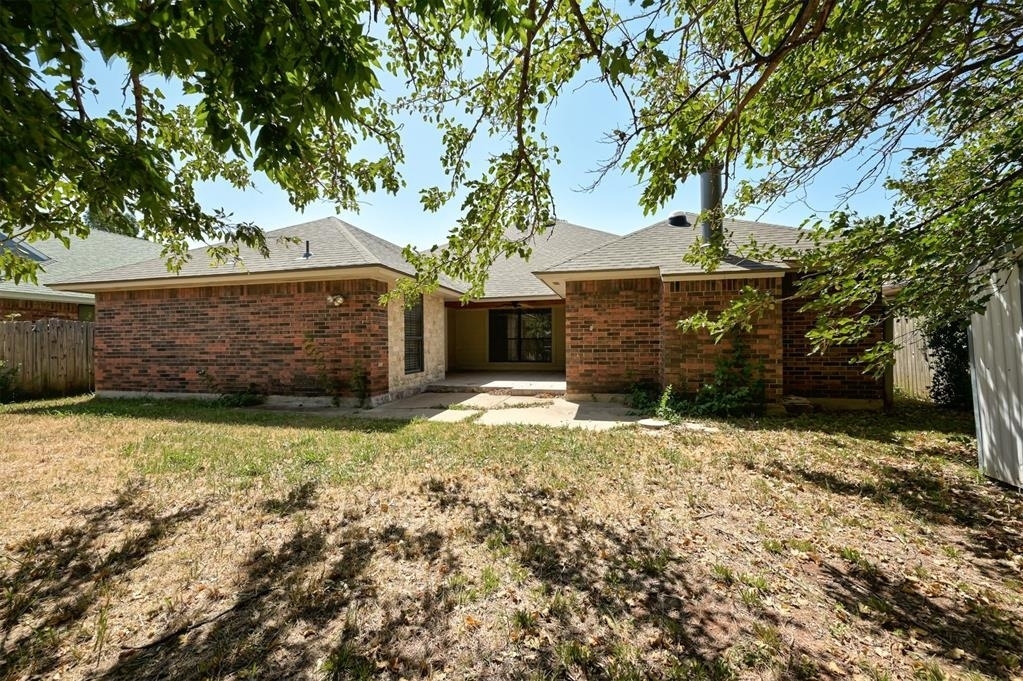 8521 Nw 121st Street - Photo 38