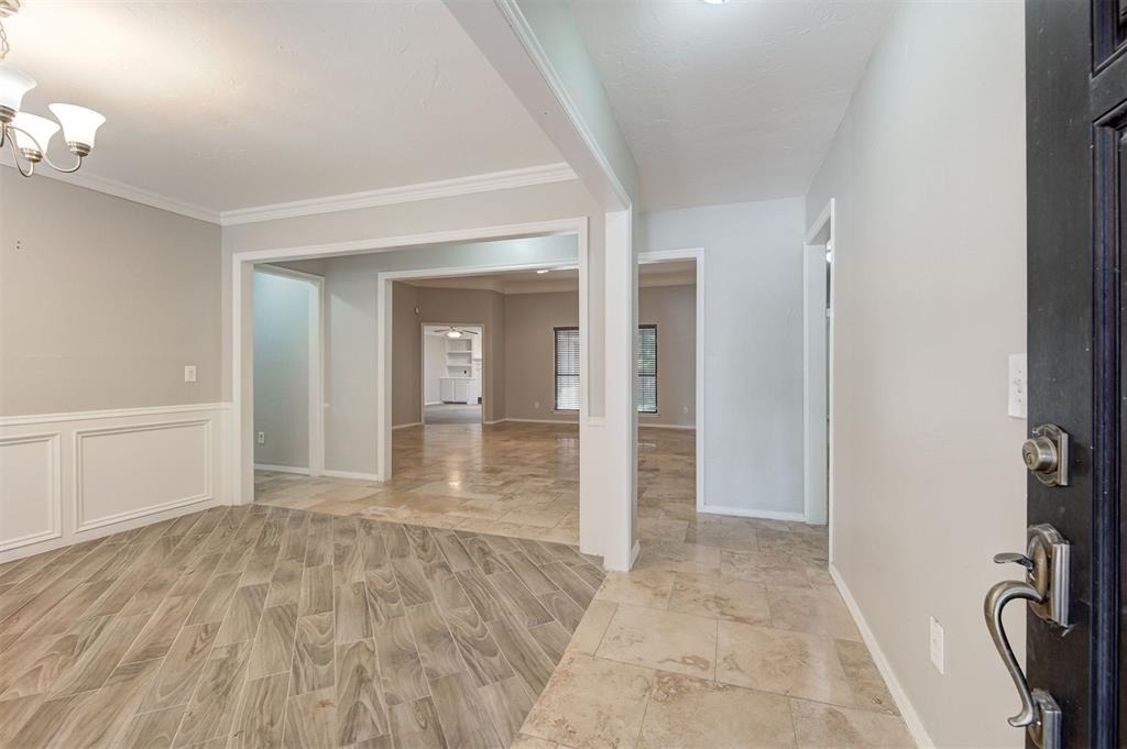8521 Nw 121st Street - Photo 2