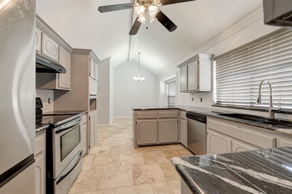 8521 Nw 121st Street - Photo 8