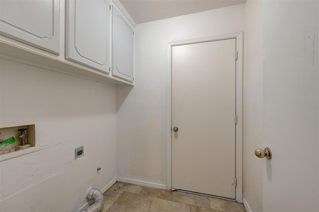 8521 Nw 121st Street - Photo 14