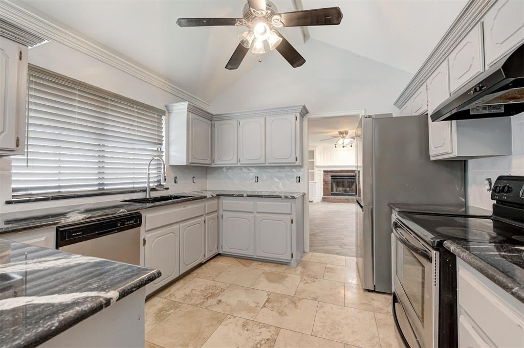 8521 Nw 121st Street - Photo 10