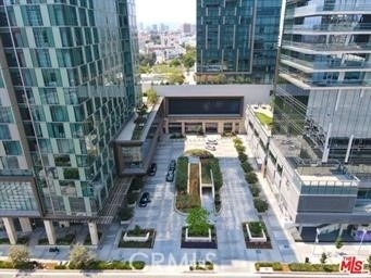 889 Francisco - Photo 0