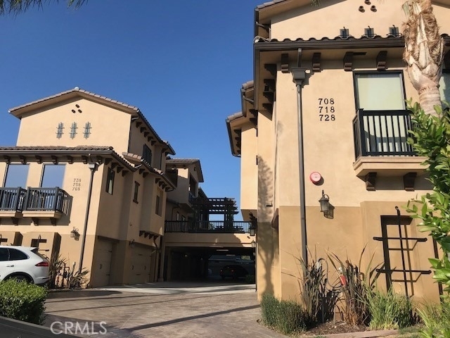 718 N Atlantic Boulevard - Photo 1