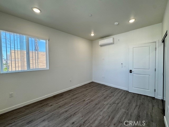1210 1/2 Fedora Street - Photo 14