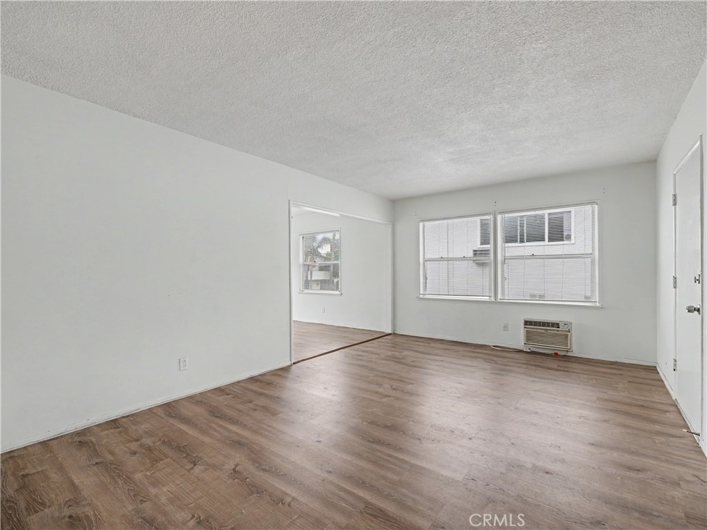 1037 N Curson - Photo 5