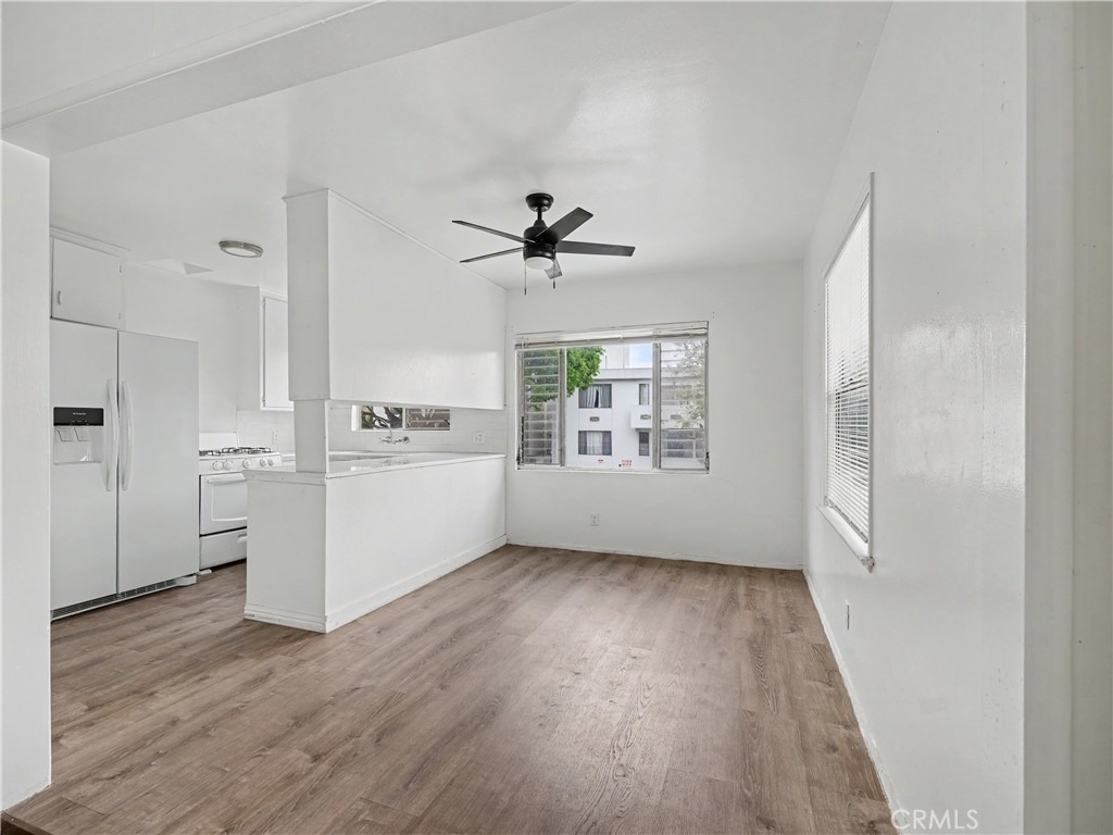1037 N Curson - Photo 11