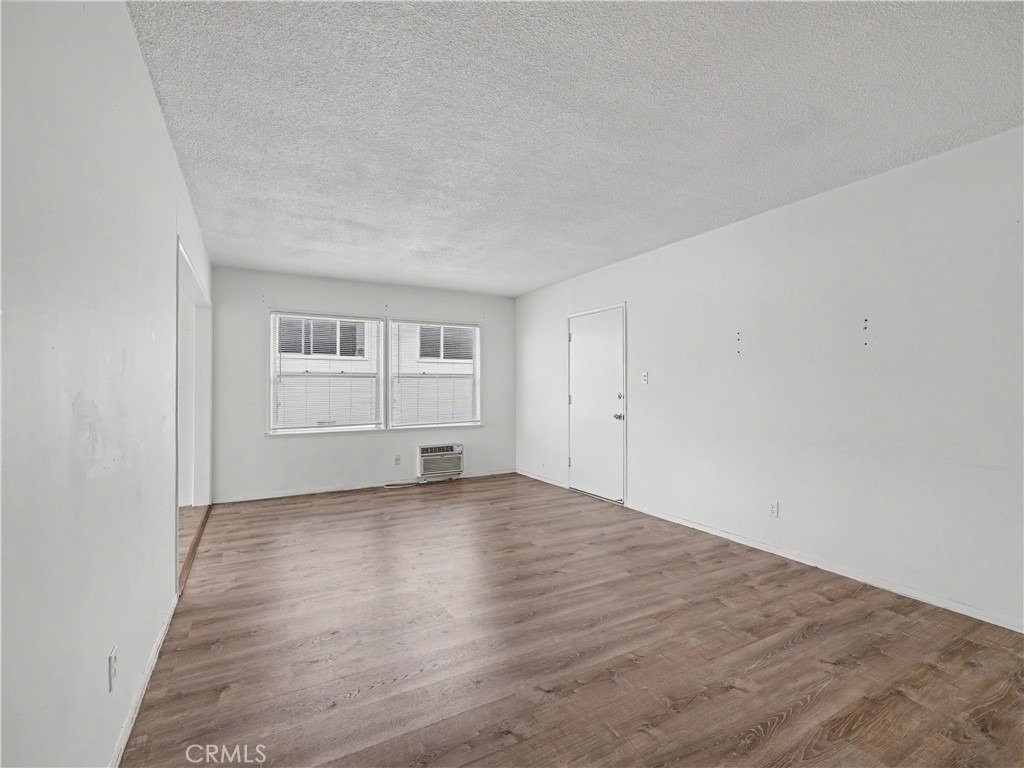 1037 N Curson - Photo 9