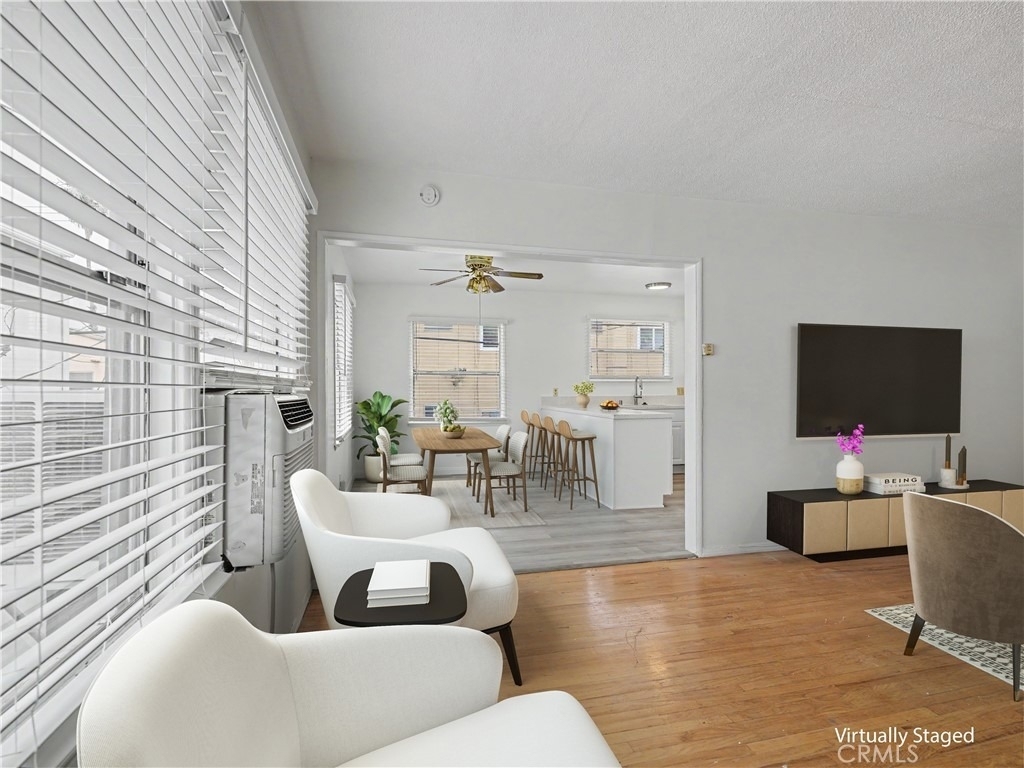 1037 N Curson - Photo 4