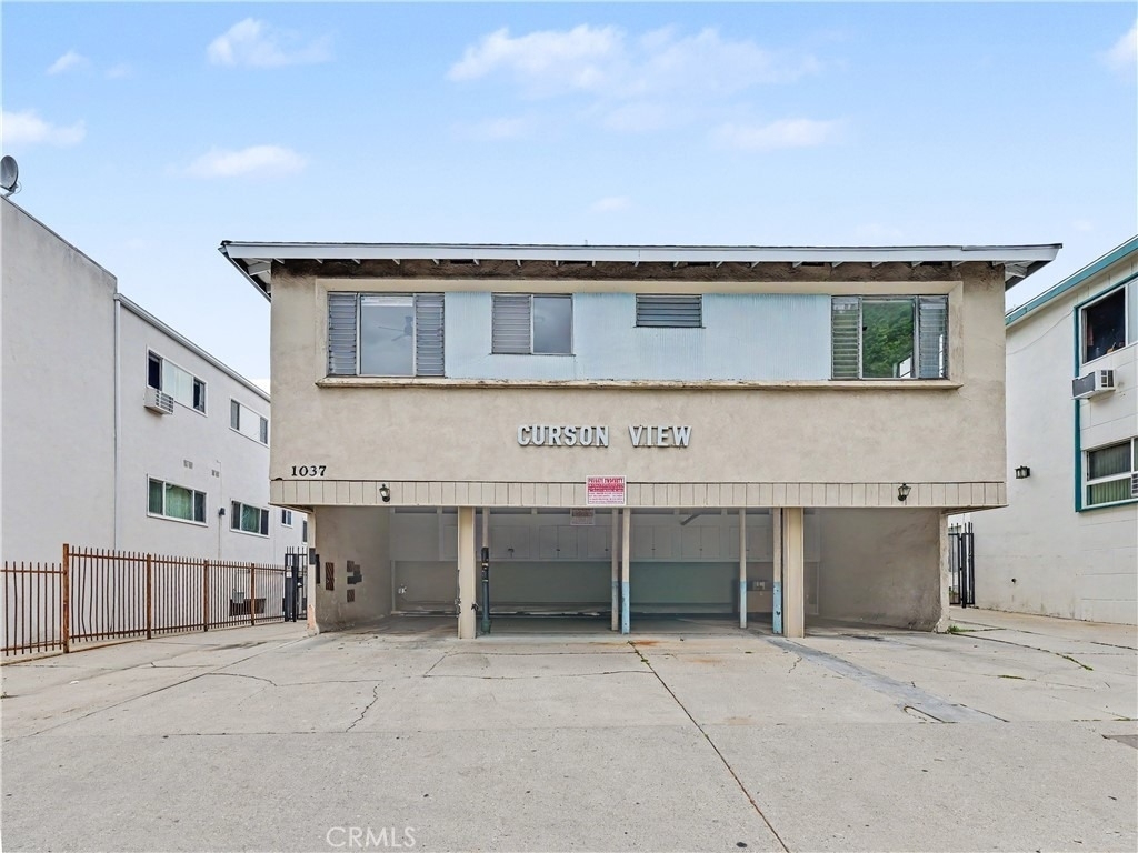 1037 N Curson - Photo 1
