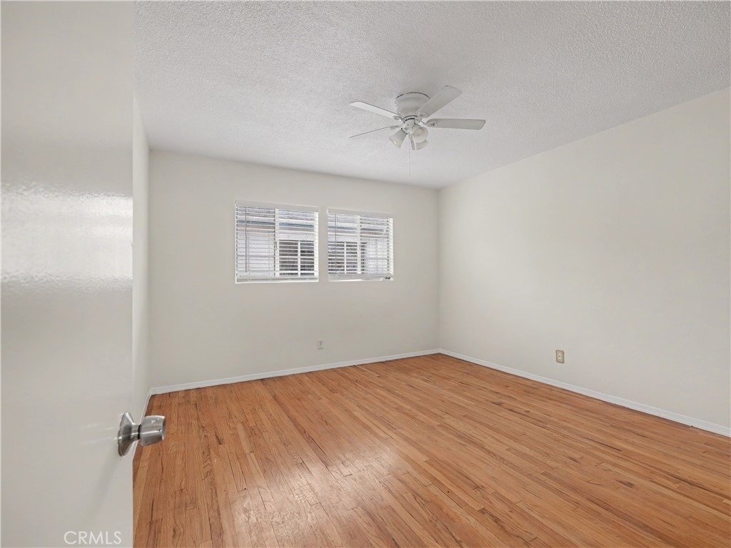 1037 N Curson - Photo 23
