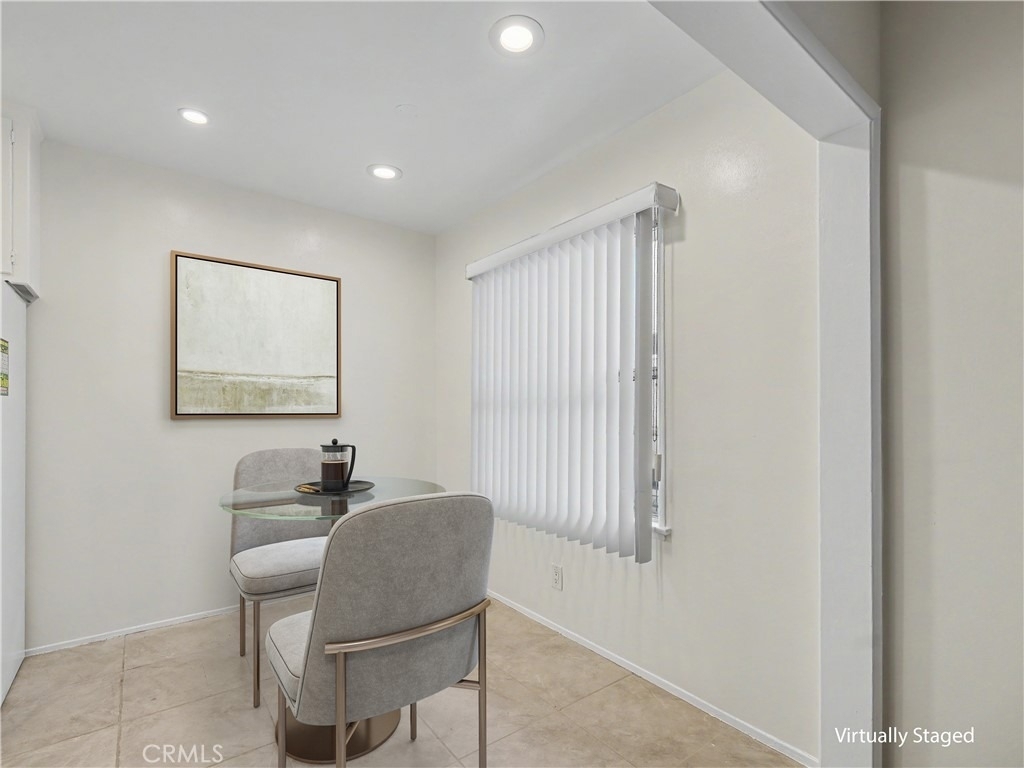 1037 N Curson - Photo 9
