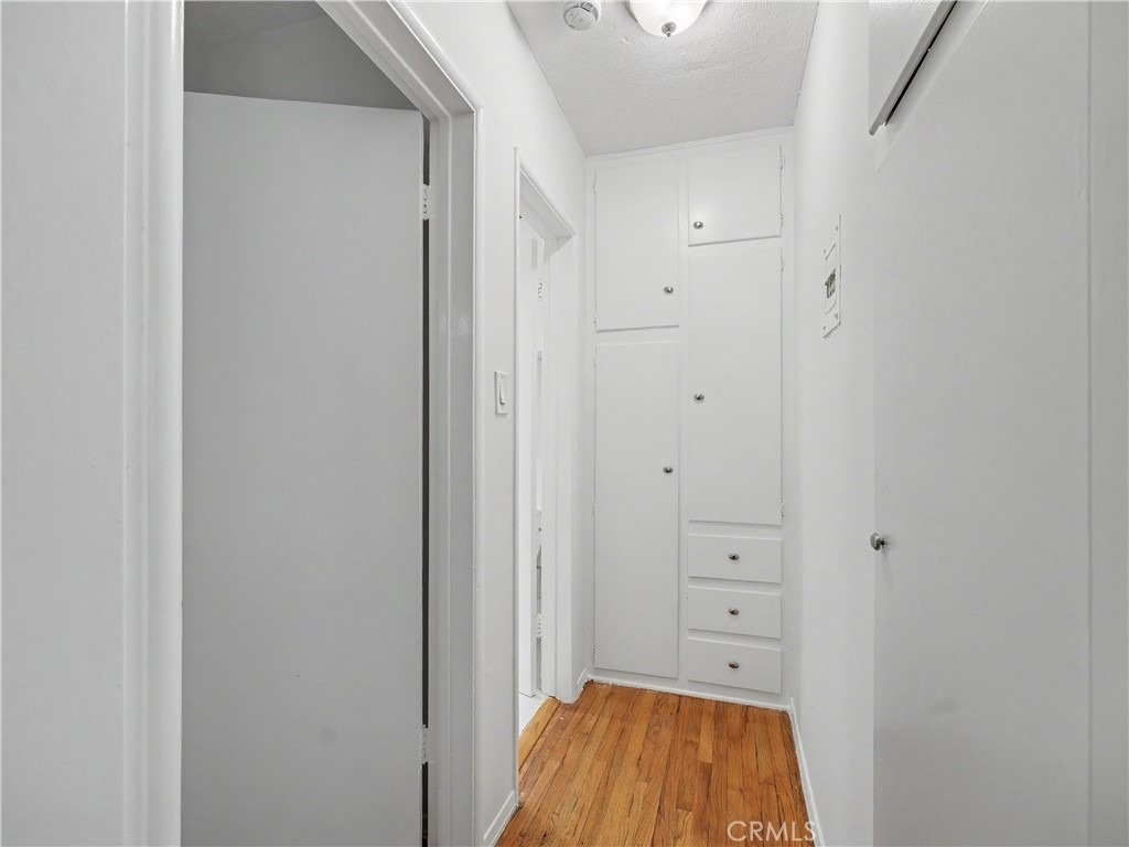 1037 N Curson - Photo 22