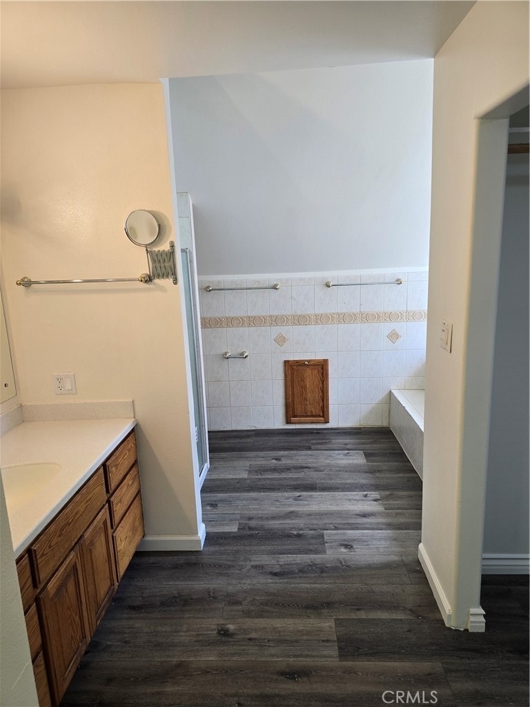 25317 Avenida Ronada - Photo 32