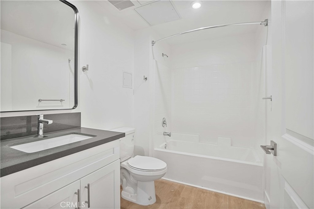 8750 Sepulveda Boulevard - Photo 12