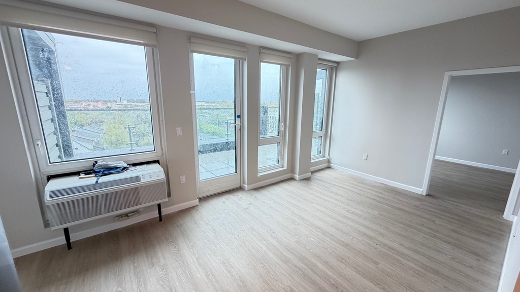 183-03 Hillside Avenue - Photo 8