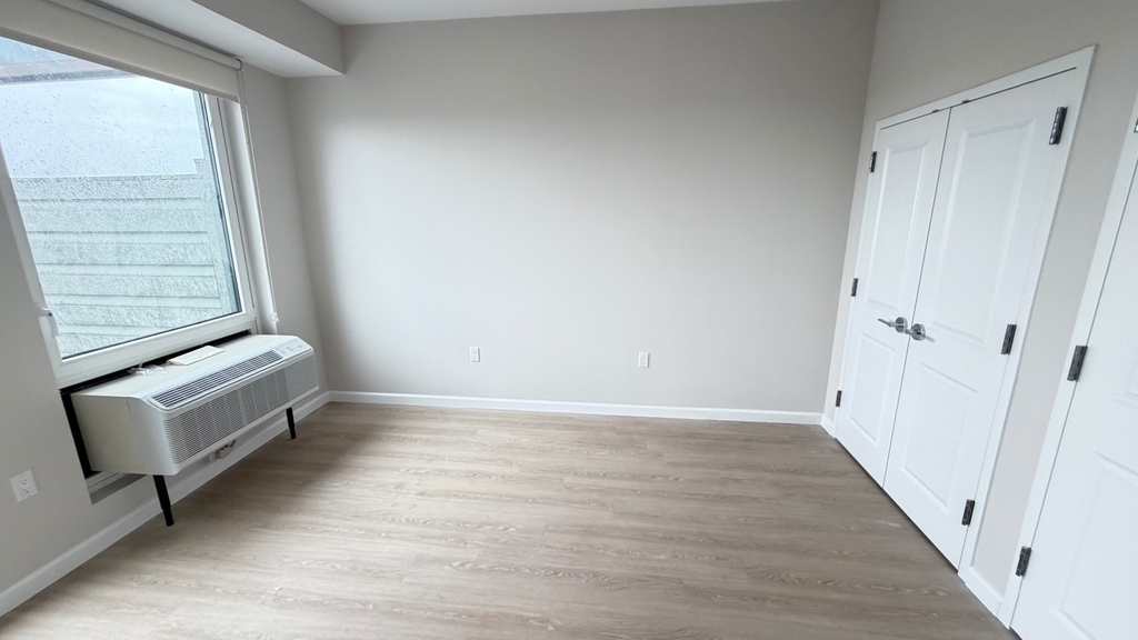 183-03 Hillside Avenue - Photo 13