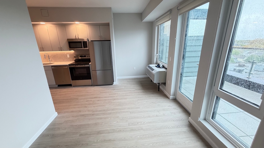 183-03 Hillside Avenue - Photo 12