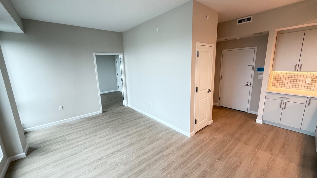 183-03 Hillside Avenue - Photo 11