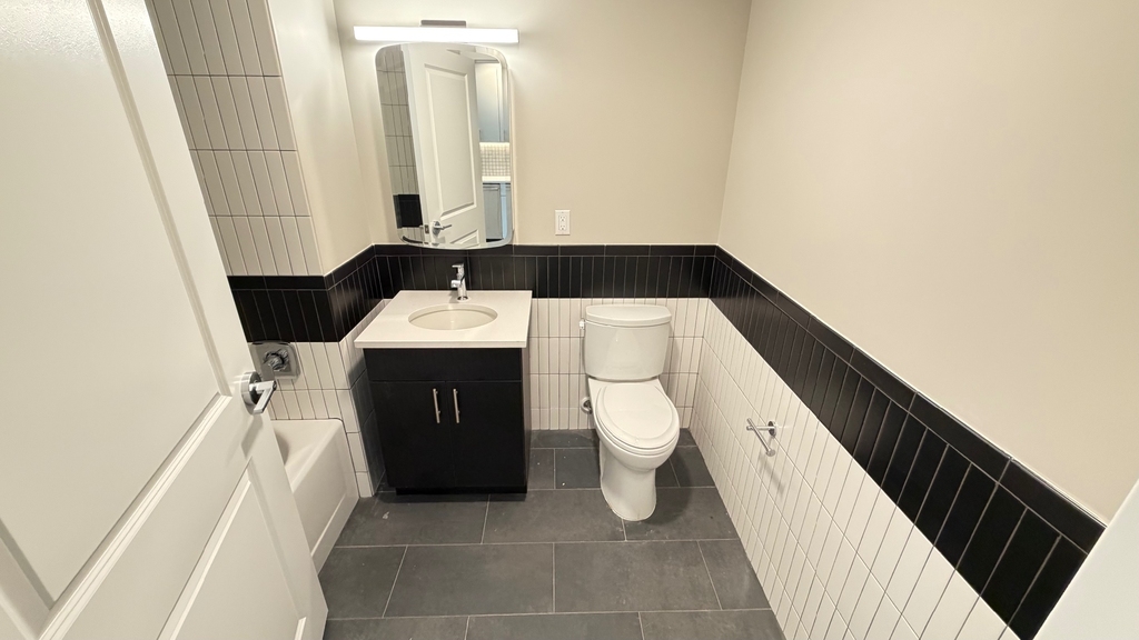 183-03 Hillside Avenue - Photo 5